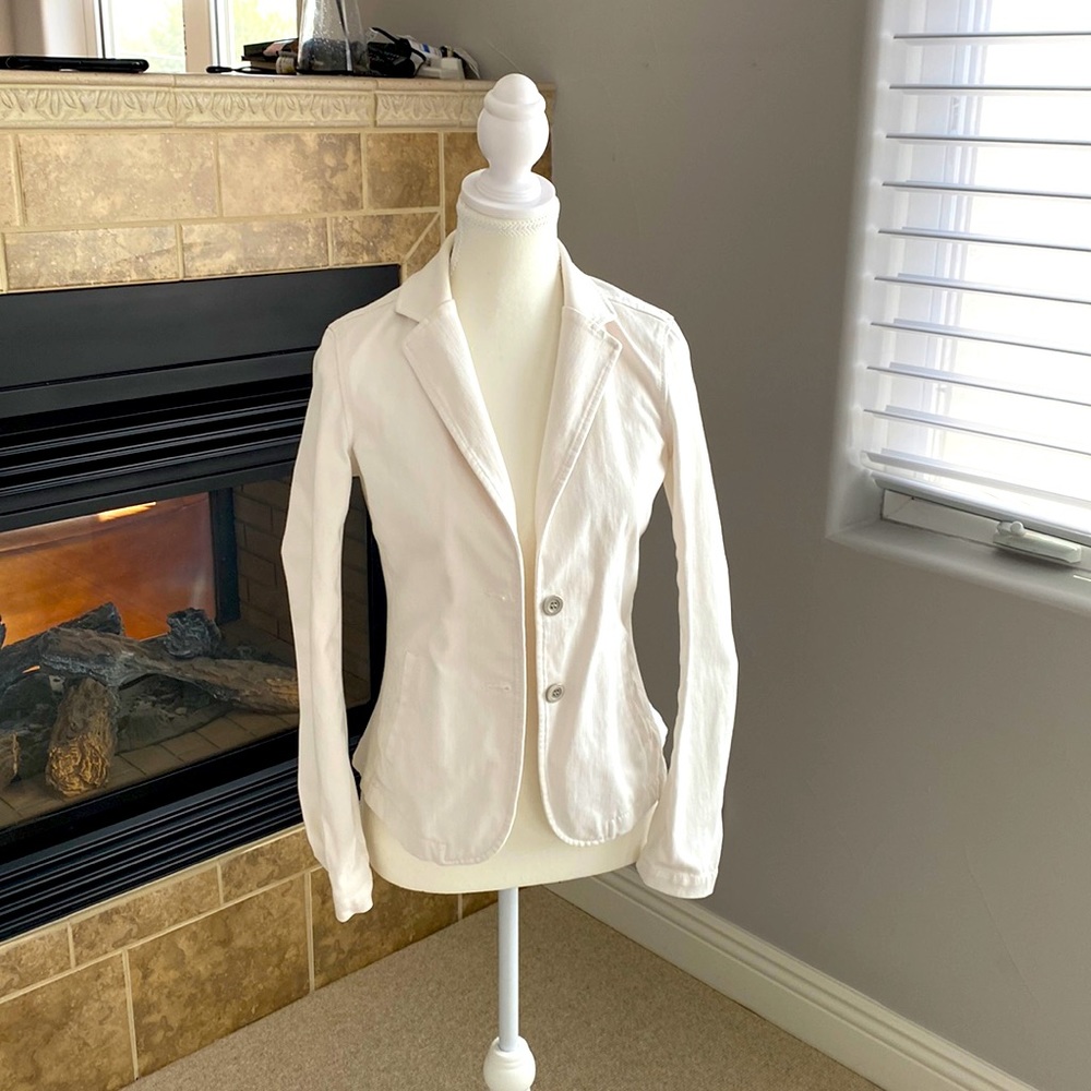 J.McLaughlin white blazer